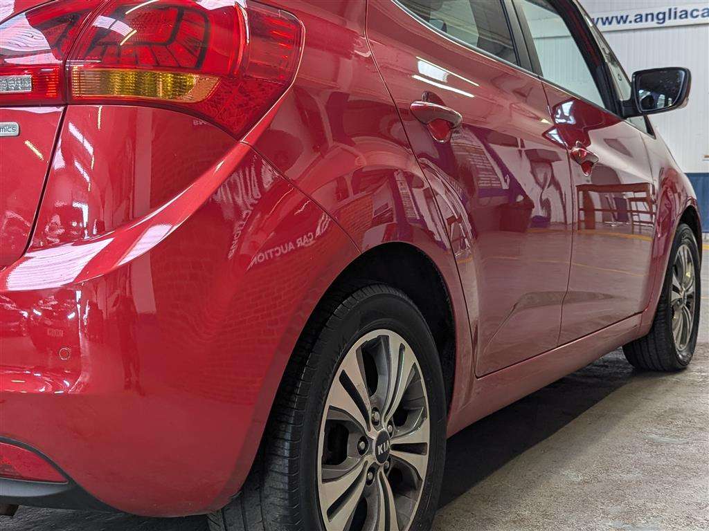 <p>2017 KIA VENGA 3 CRDI ISG</p>