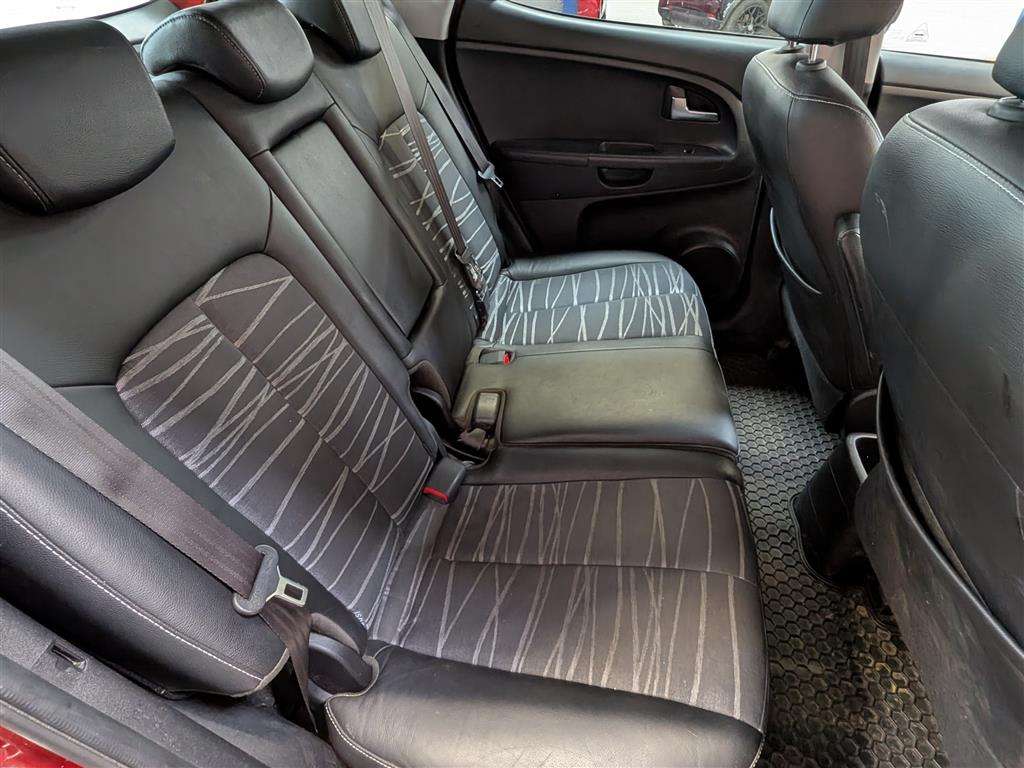 <p>2017 KIA VENGA 3 CRDI ISG</p>