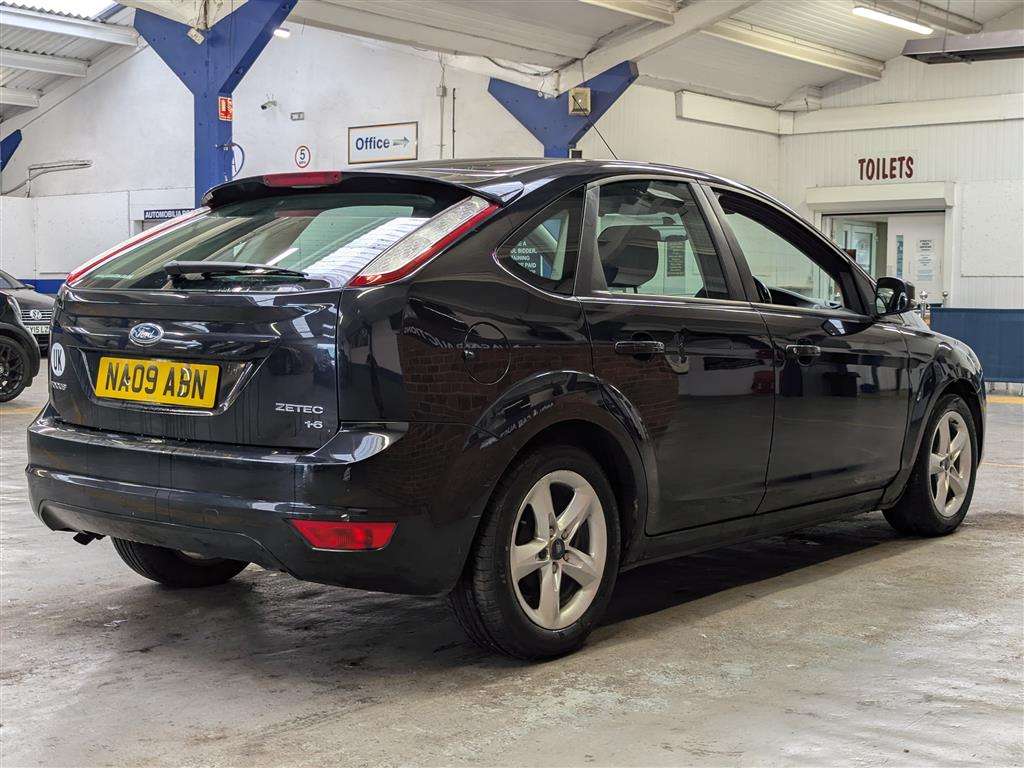 <p>2009 FORD FOCUS ZETEC 100</p>