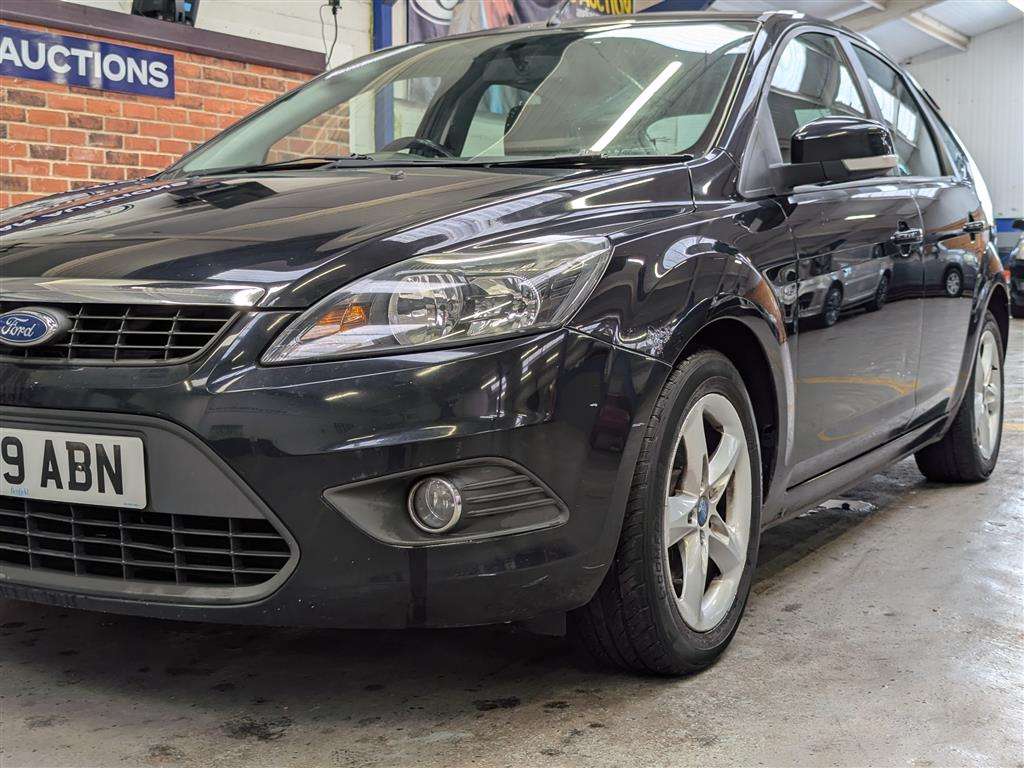 <p>2009 FORD FOCUS ZETEC 100</p>