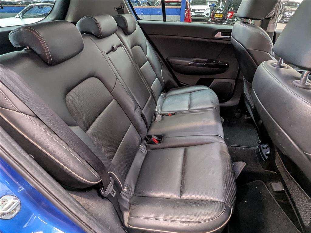 <p>2021 KIA SPORTAGE 3 CRDI ISG MHEV</p>