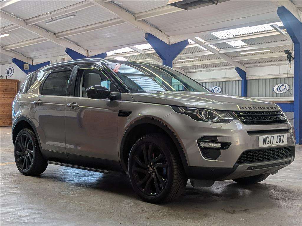 <p>2017 LAND ROVER DISCO-Y SPORT BLACK HSE T</p>