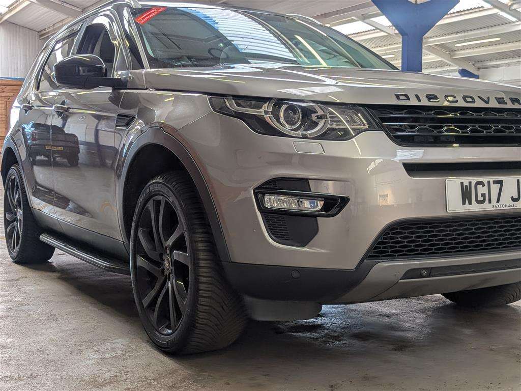<p>2017 LAND ROVER DISCO-Y SPORT BLACK HSE T</p>