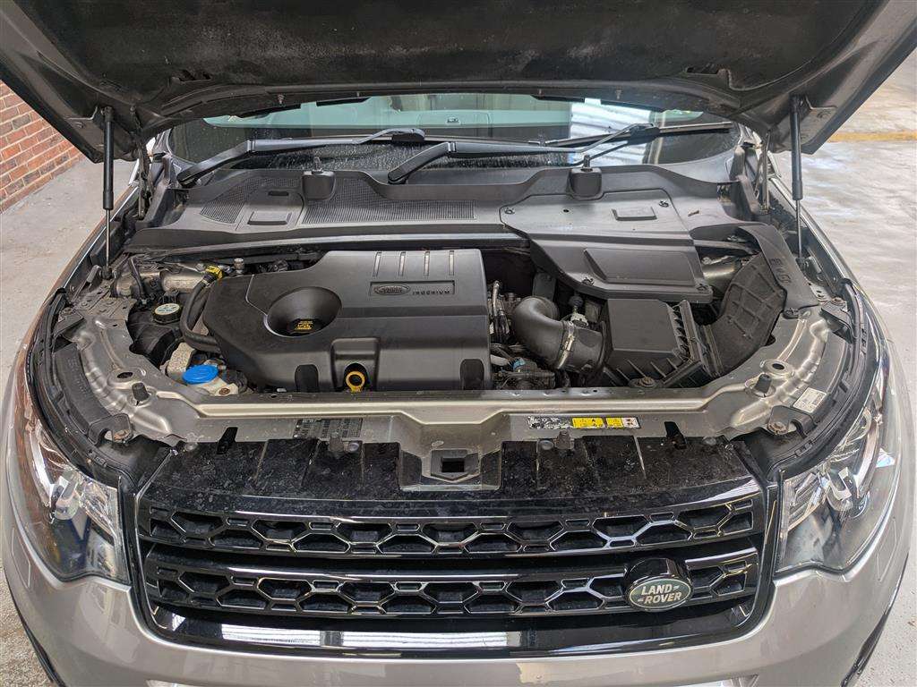 <p>2017 LAND ROVER DISCO-Y SPORT BLACK HSE T</p>