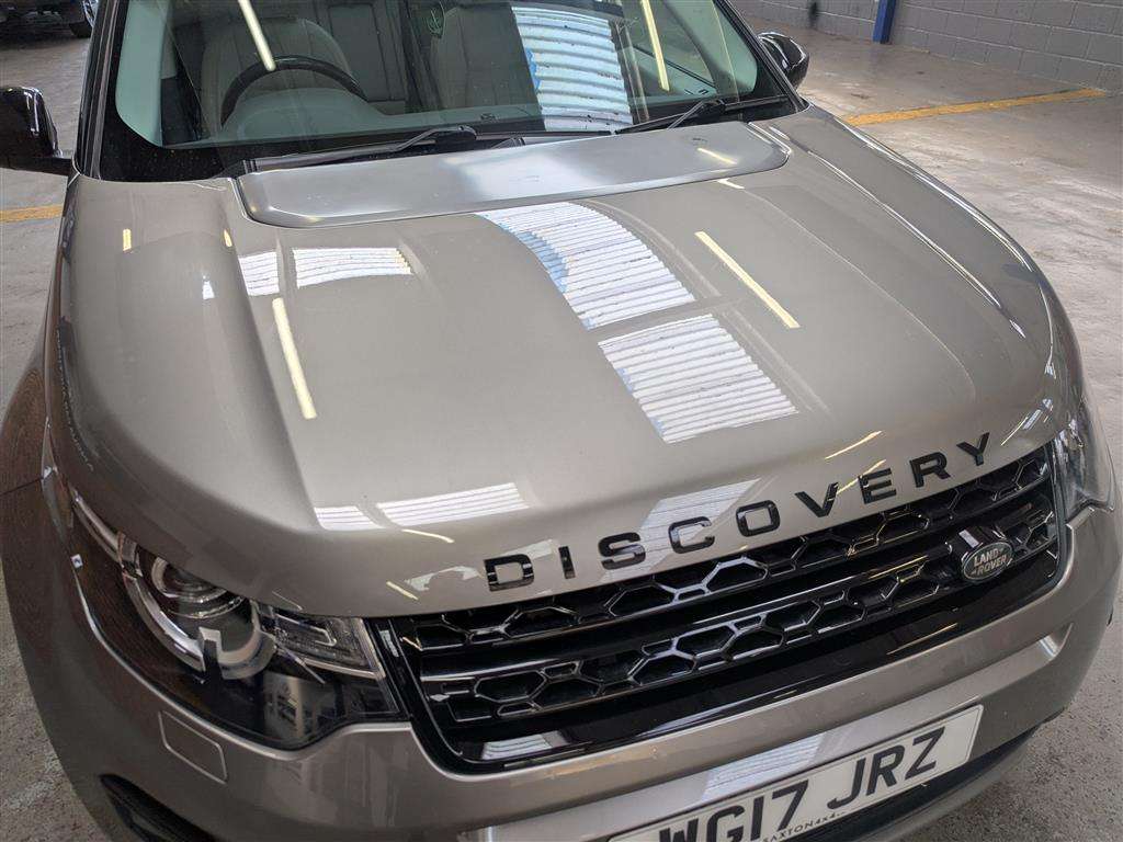 <p>2017 LAND ROVER DISCO-Y SPORT BLACK HSE T</p>