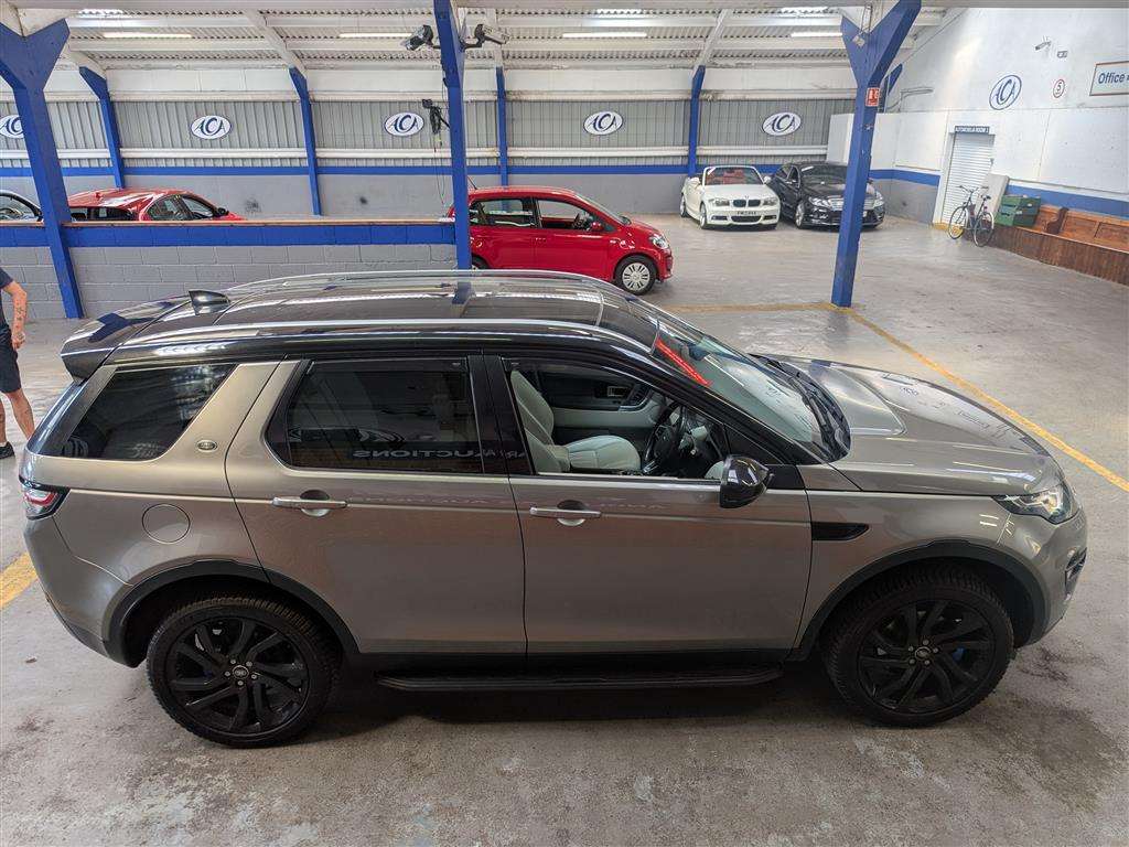 <p>2017 LAND ROVER DISCO-Y SPORT BLACK HSE T</p>