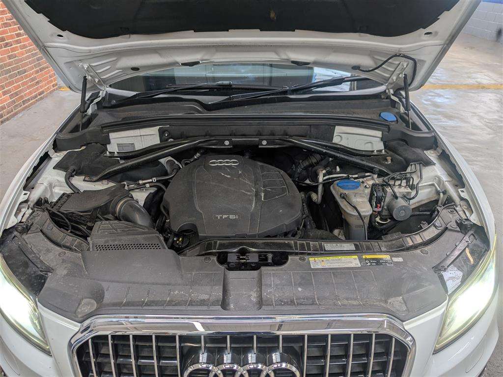 <p>2013 AUDI Q5 S LINE + TFSI QUATTRO</p>