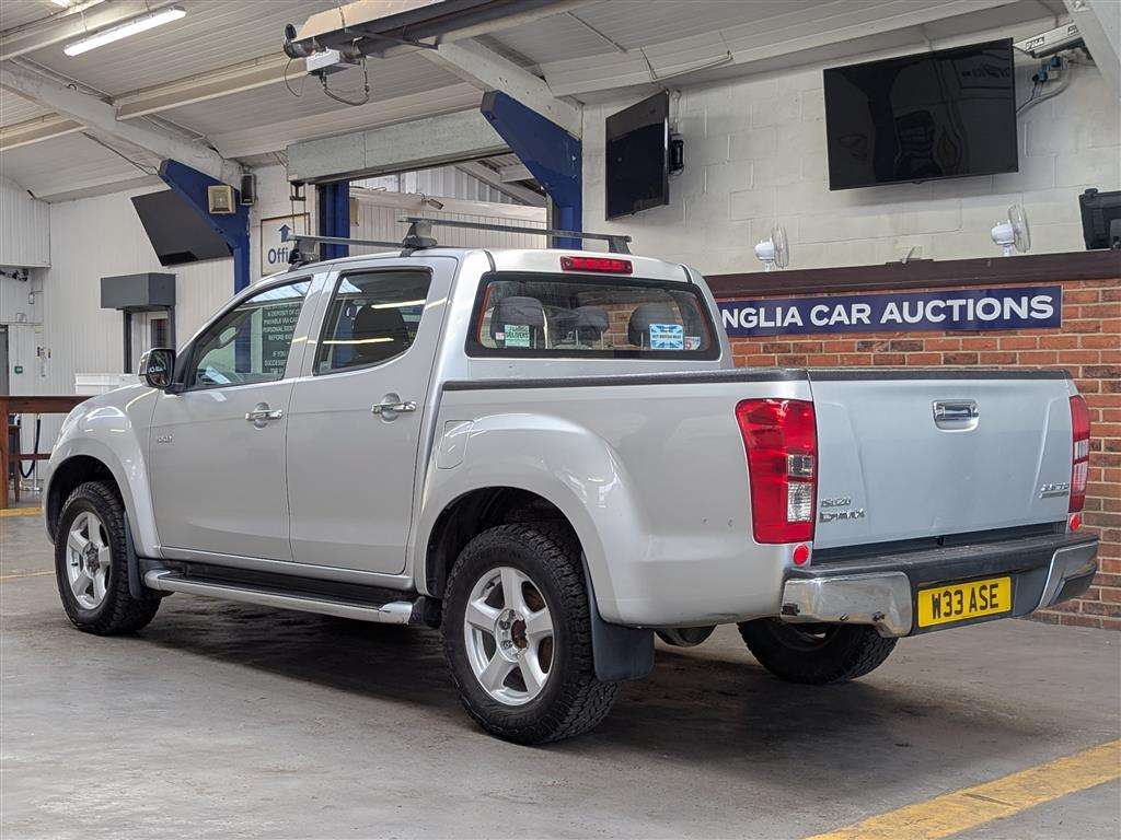 <p>2013 ISUZU D-MAX YUKON D/C INTCOOLER</p>