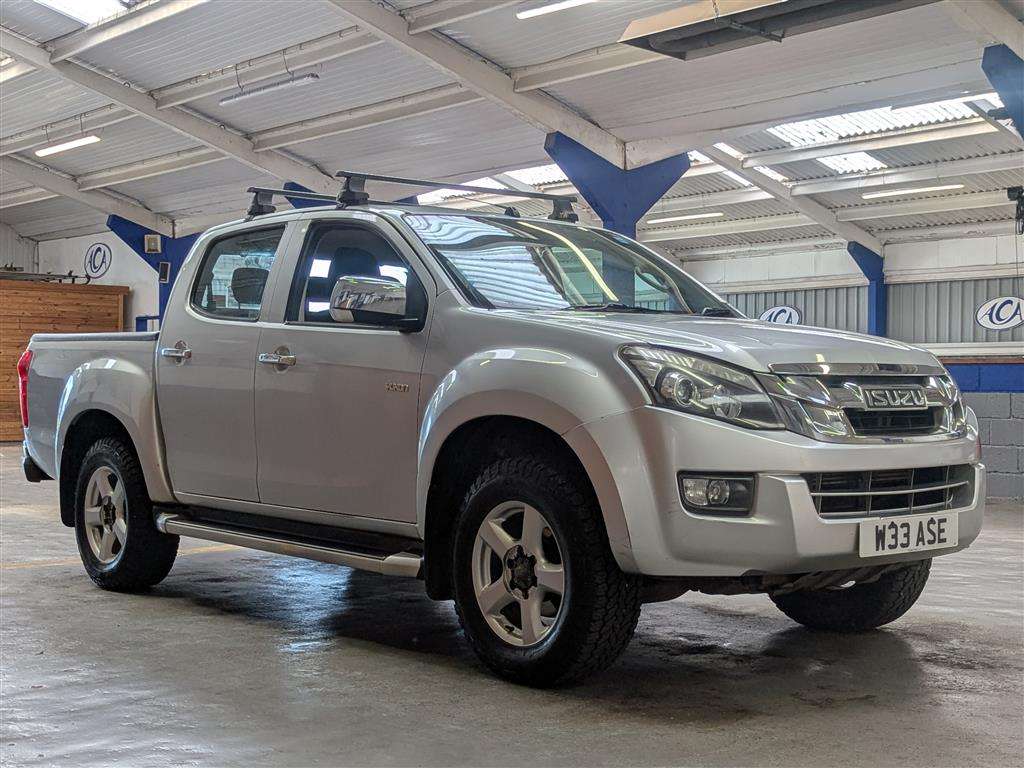 <p>2013 ISUZU D-MAX YUKON D/C INTCOOLER</p>
