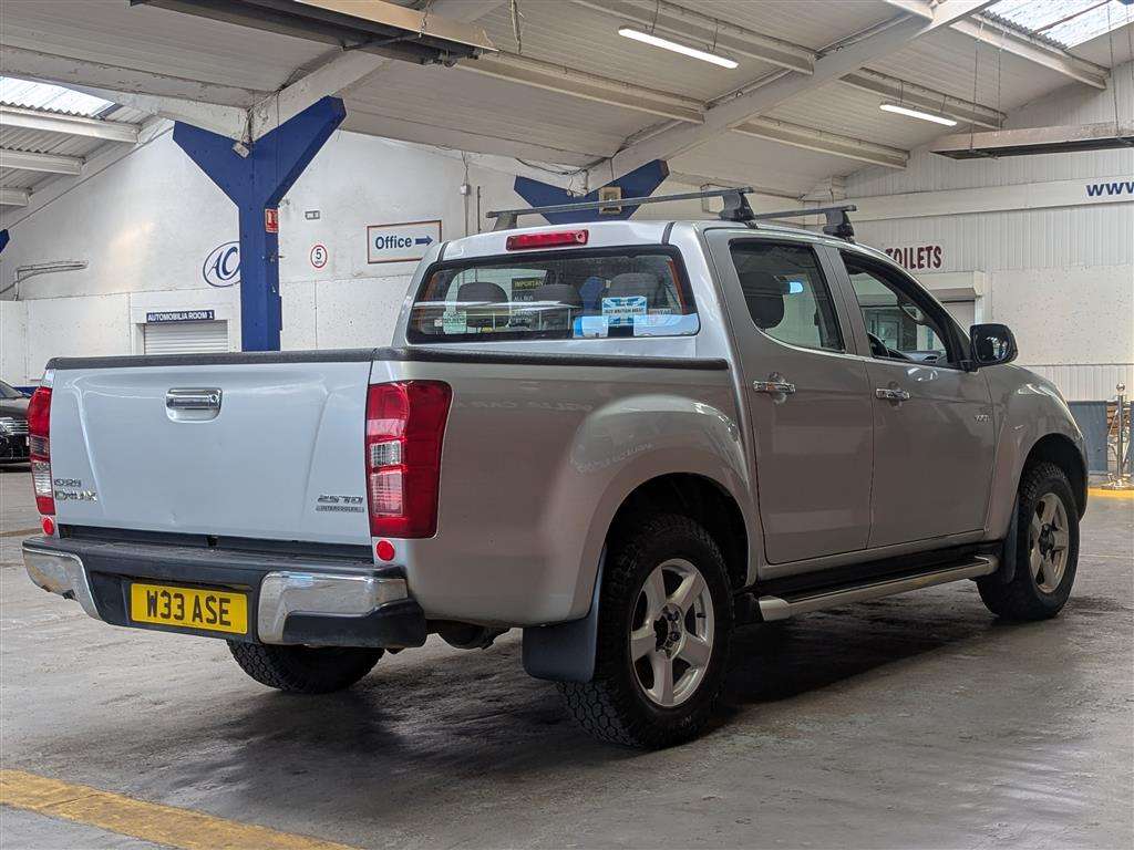 <p>2013 ISUZU D-MAX YUKON D/C INTCOOLER</p>