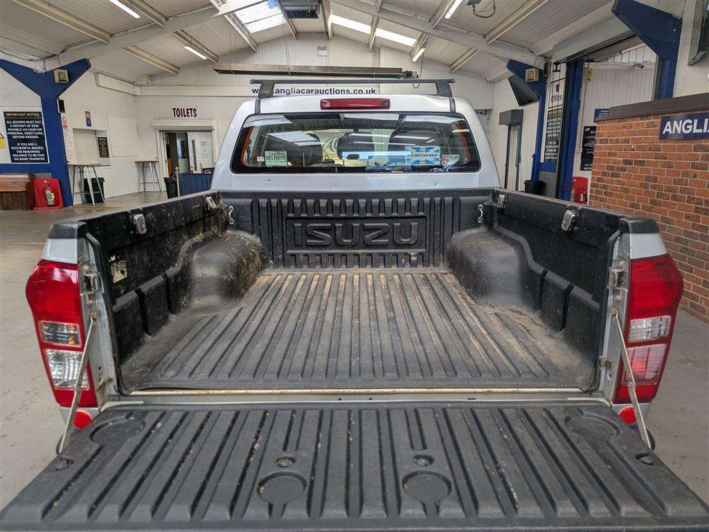 <p>2013 ISUZU D-MAX YUKON D/C INTCOOLER</p>