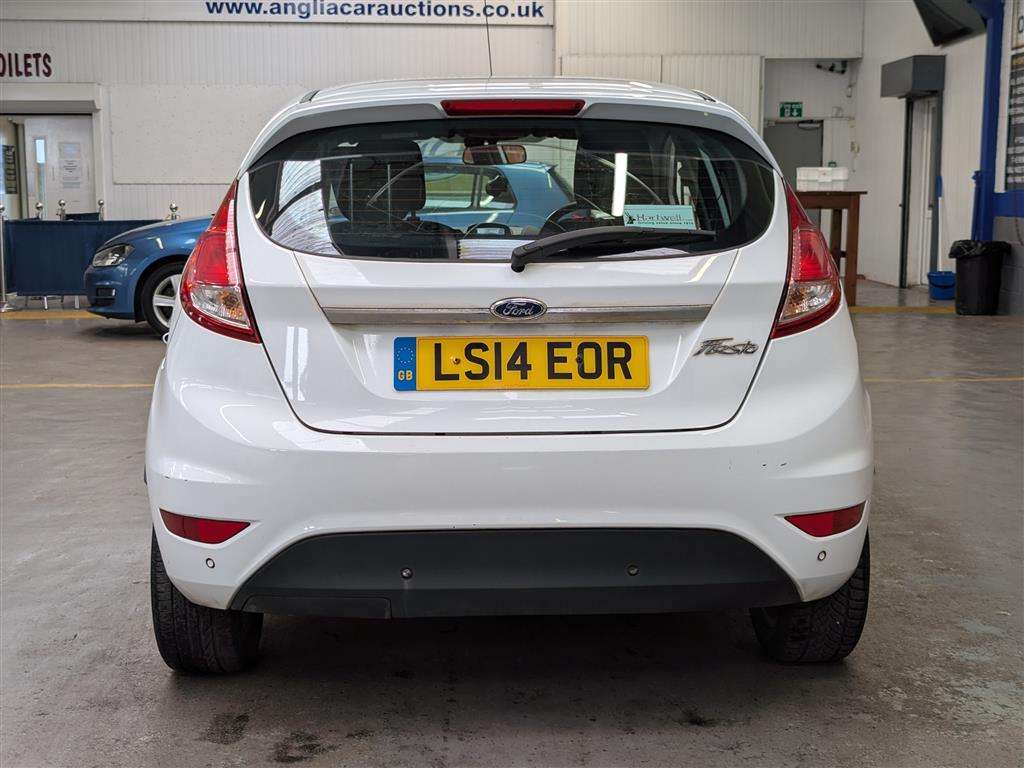 <p>2014 FORD FIESTA ZETEC</p>