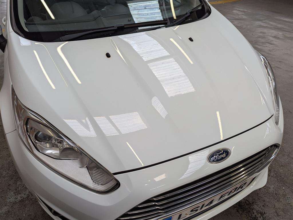 <p>2014 FORD FIESTA ZETEC</p>