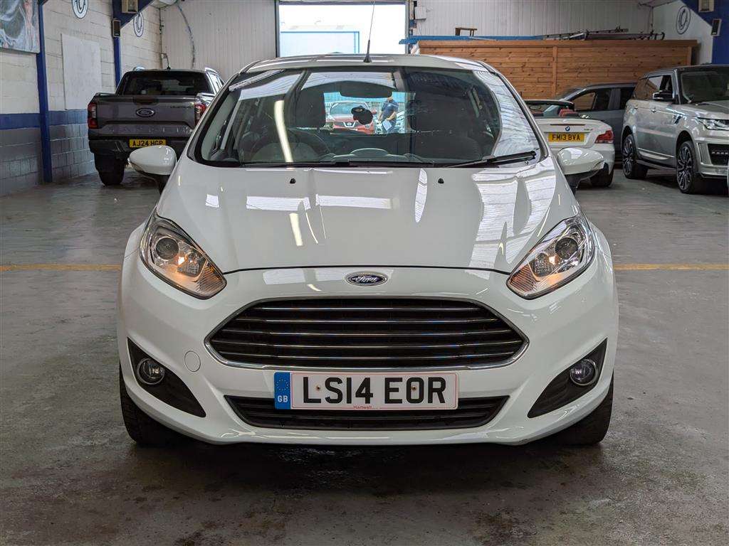<p>2014 FORD FIESTA ZETEC</p>