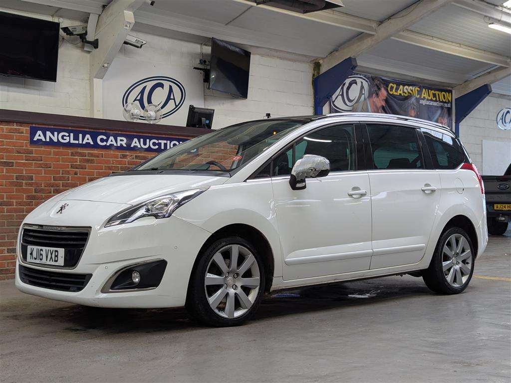 <p>2016 PEUGEOT 5008 ALLURE BLUE HDI S/S</p>