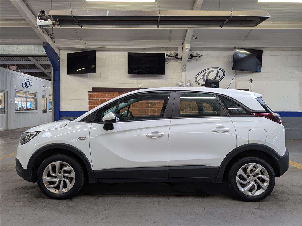 <p>2018 VAUXHALL CROSSLAND X SE NAV ECOTEC</p>