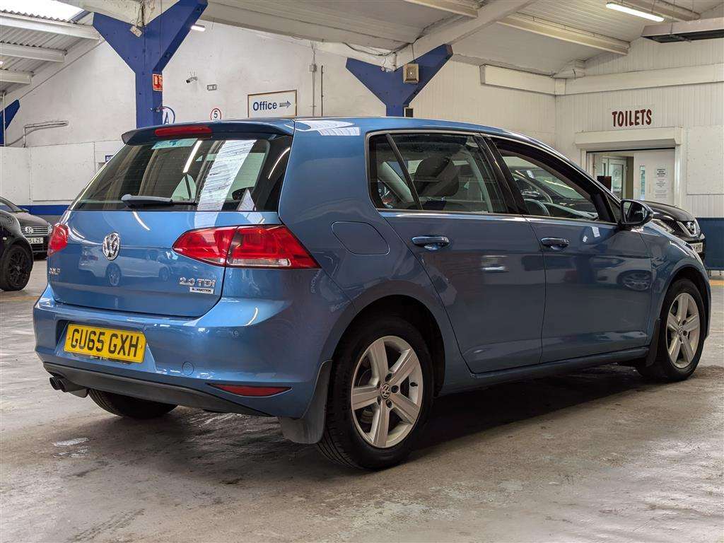 <p>2015 VOLKSWAGEN GOLF MATCH TDI BMT</p>