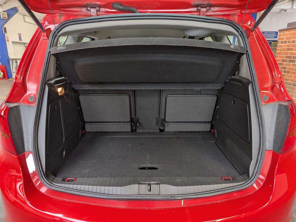 <p>2016 VAUXHALL MERIVA LIFE</p>