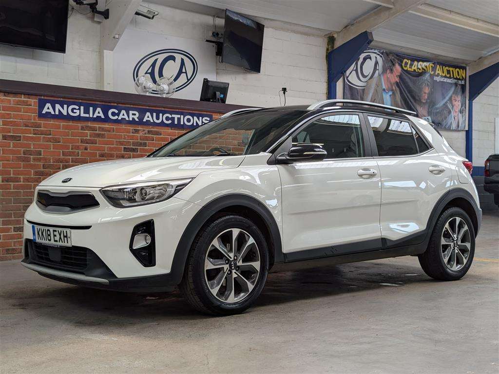 <p>2018 KIA STONIC FIRST EDITION CRDI</p>
