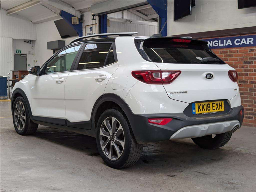 <p>2018 KIA STONIC FIRST EDITION CRDI</p>