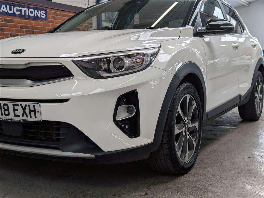 <p>2018 KIA STONIC FIRST EDITION CRDI</p>