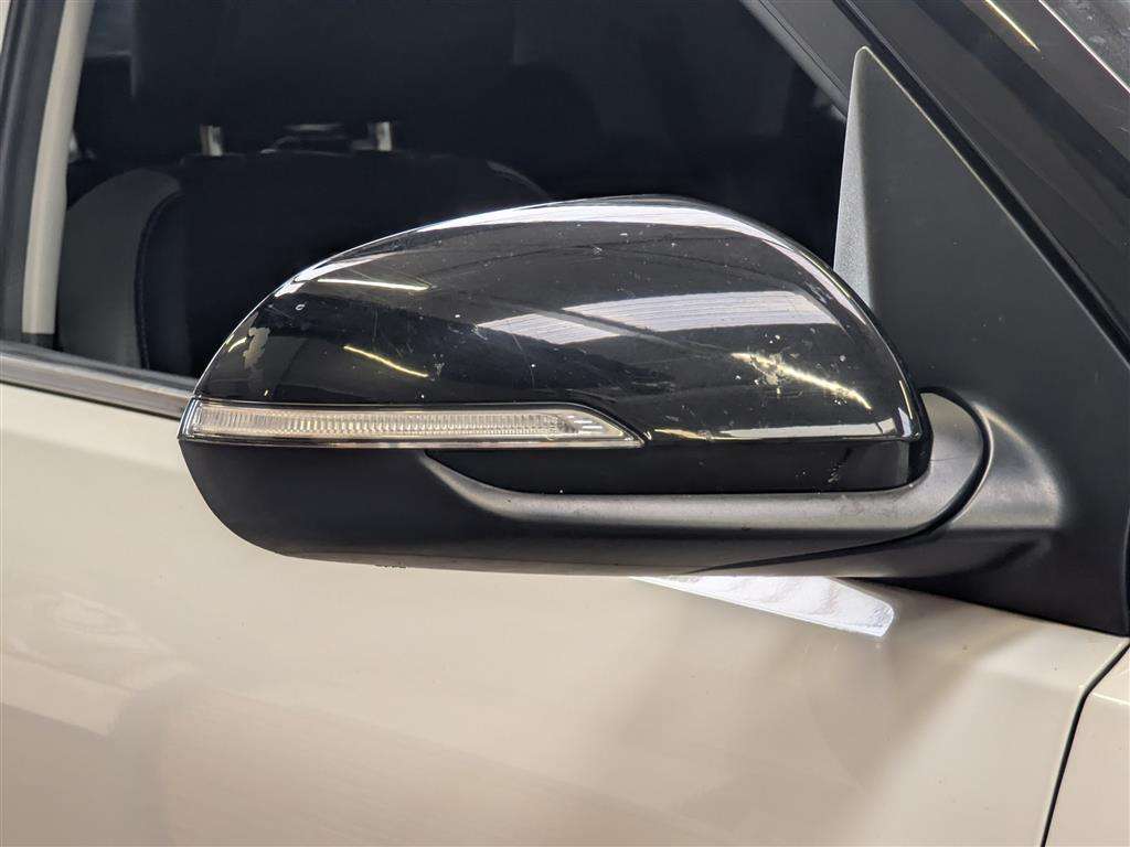 <p>2018 KIA STONIC FIRST EDITION CRDI</p>