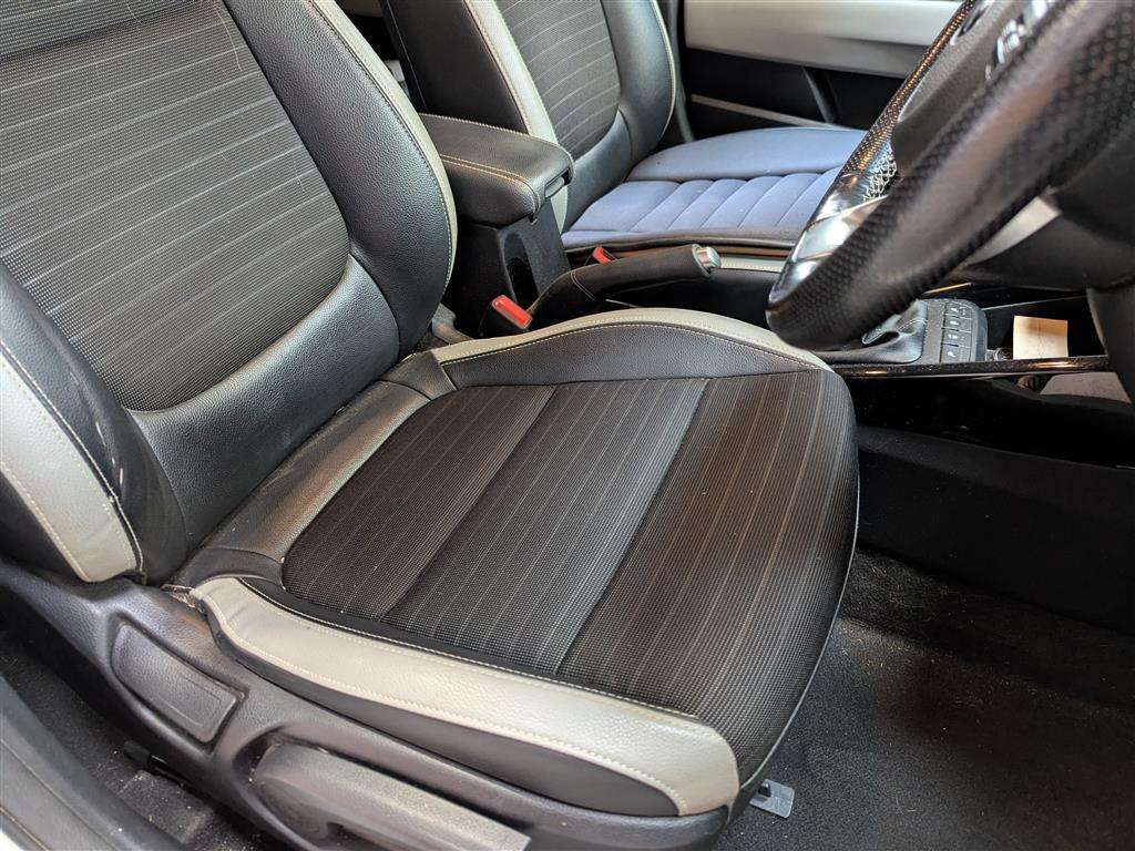 <p>2018 KIA STONIC FIRST EDITION CRDI</p>
