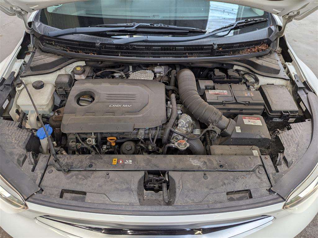 <p>2018 KIA STONIC FIRST EDITION CRDI</p>