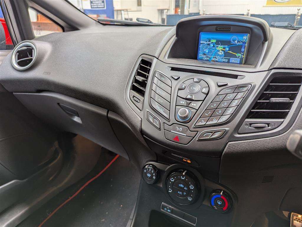 <p>2016 FORD FIESTA ST-LINE BLACK EDIT</p>