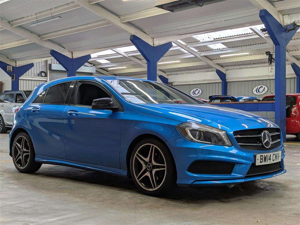 <p>2014 MERCEDES-BENZ A180 BLUE-CY AMG SPORT CD</p>