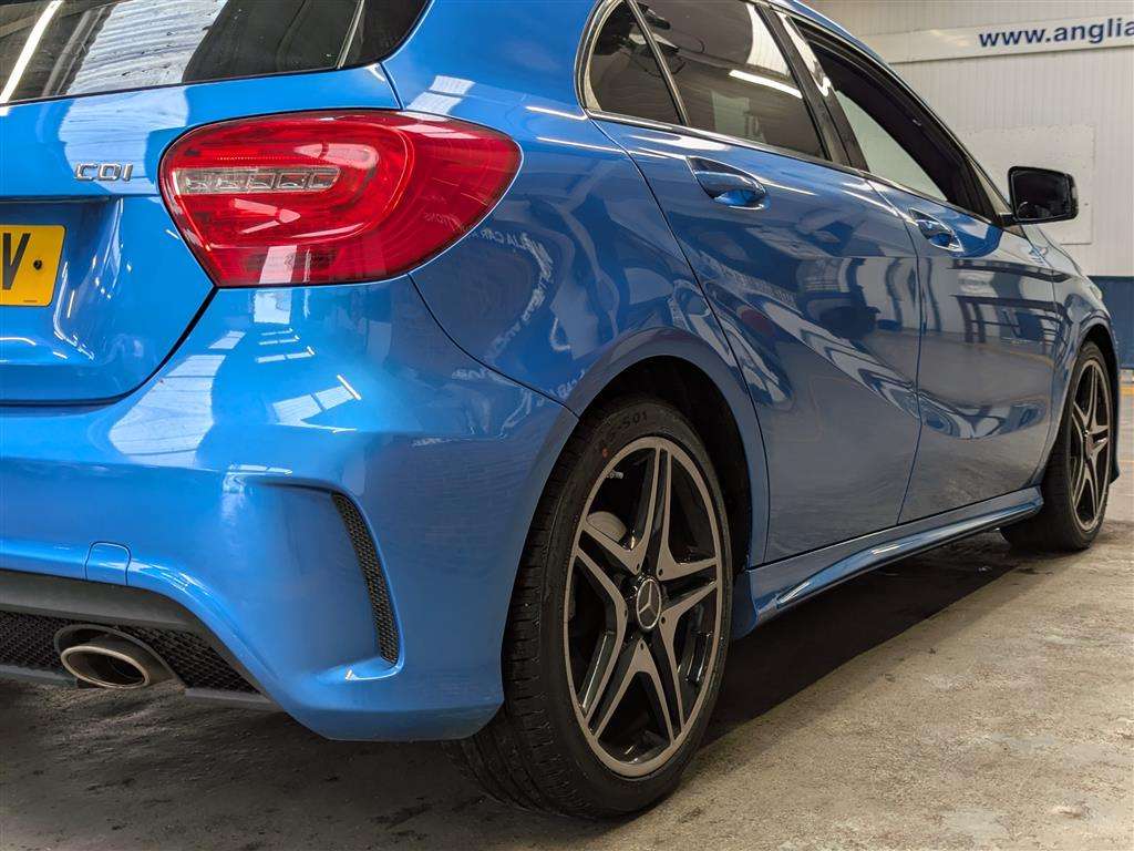 <p>2014 MERCEDES-BENZ A180 BLUE-CY AMG SPORT CD</p>