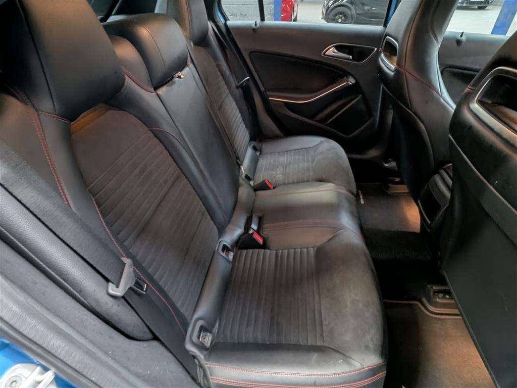 <p>2014 MERCEDES-BENZ A180 BLUE-CY AMG SPORT CD</p>