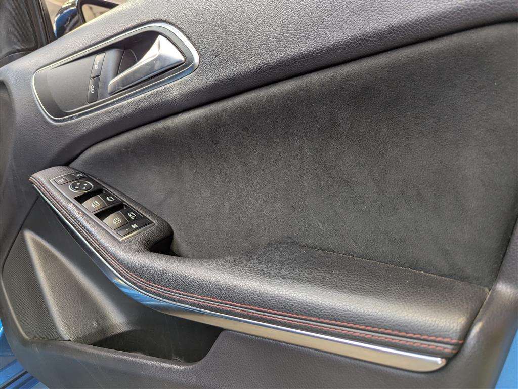 <p>2014 MERCEDES-BENZ A180 BLUE-CY AMG SPORT CD</p>