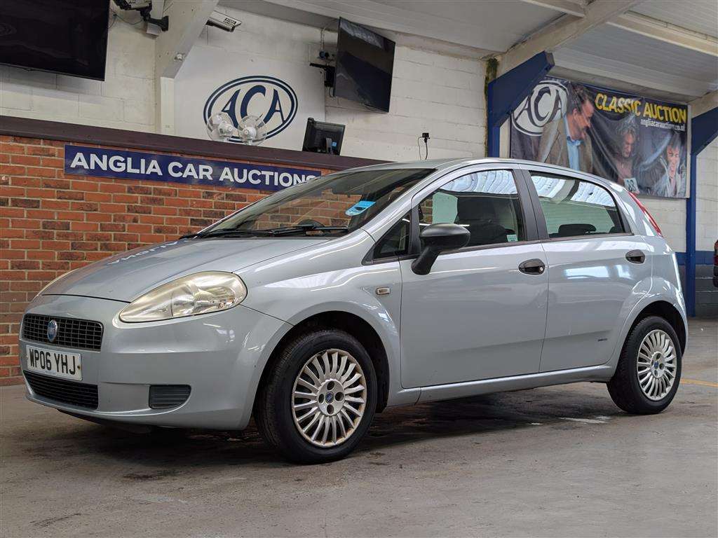 <p>2006 FIAT GRANDE PUNTO ACTIVE 65</p>