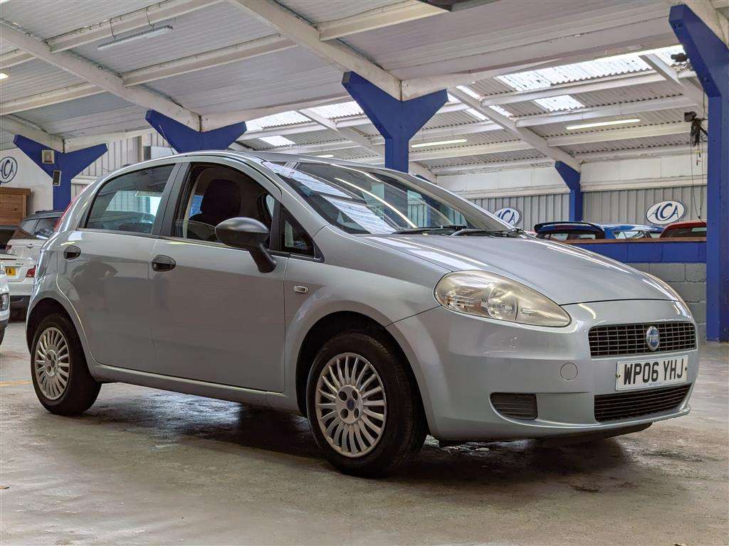 <p>2006 FIAT GRANDE PUNTO ACTIVE 65</p>