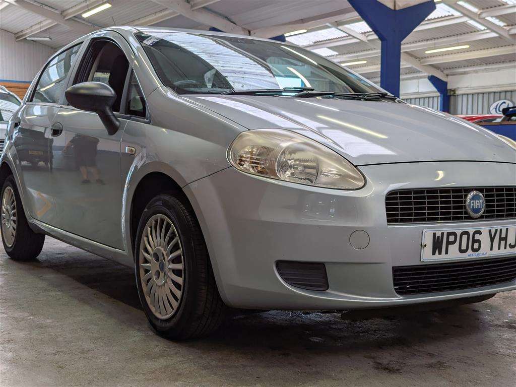 <p>2006 FIAT GRANDE PUNTO ACTIVE 65</p>