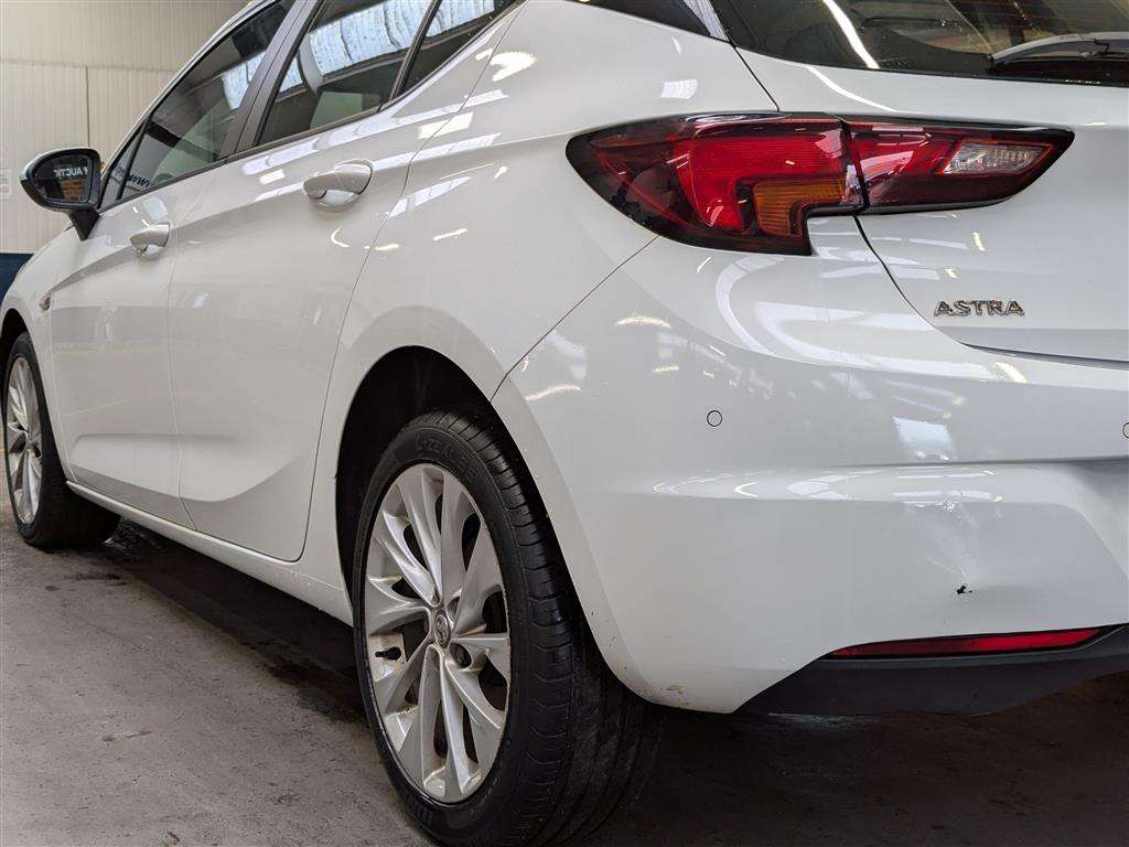 <p>2016 VAUXHALL ASTRA ENERGY CDTI</p>