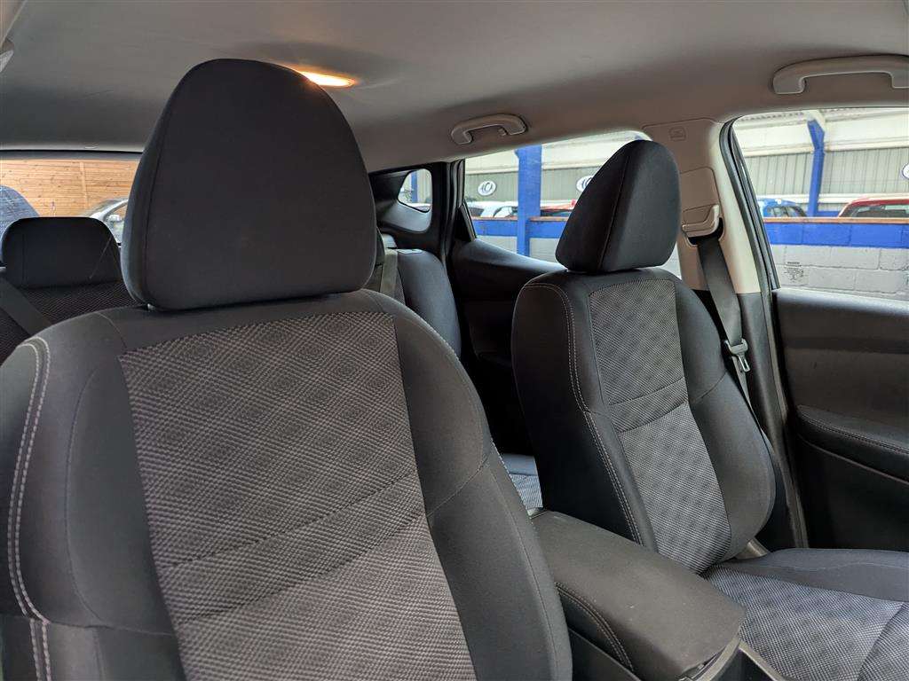 <p>2014 NISSAN QASHQAI ACENTA DCI</p>