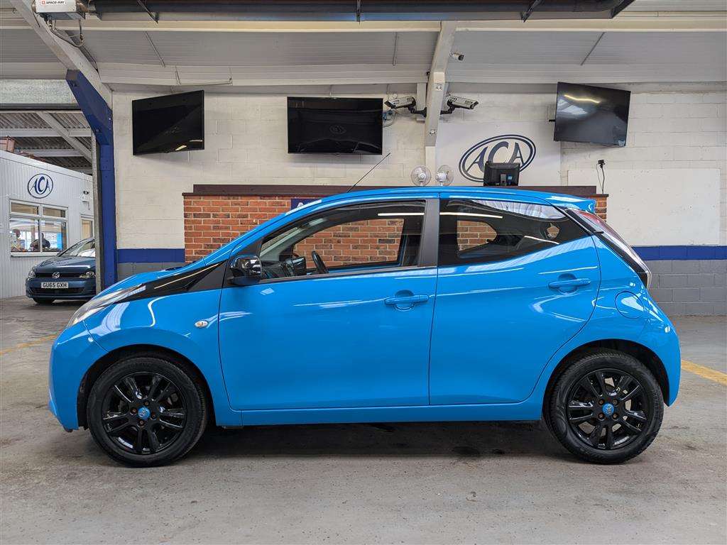 <p>2016 TOYOTA AYGO X-CITE 2 VVT-I CVT</p>