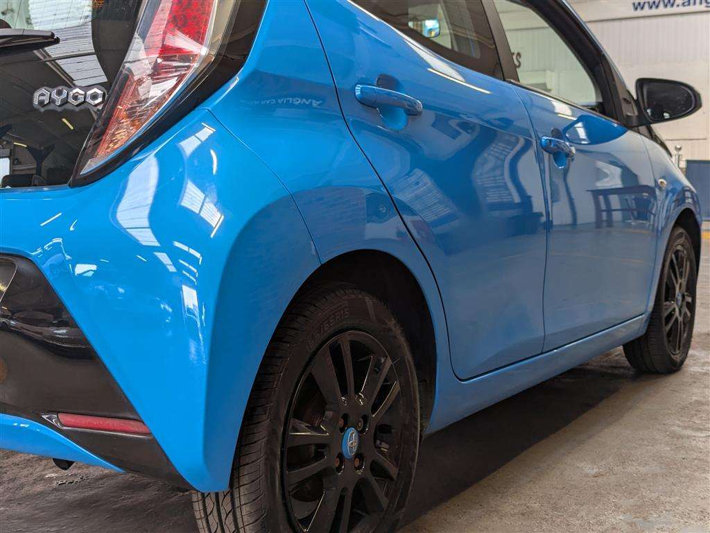 <p>2016 TOYOTA AYGO X-CITE 2 VVT-I CVT</p>