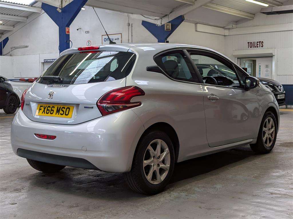 <p>2016 PEUGEOT 208 ACTIVE</p>