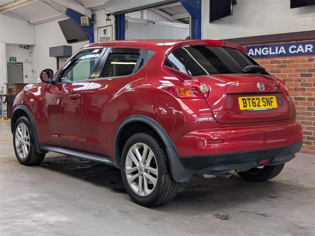 <p>2013 NISSAN JUKE TEKNA</p>