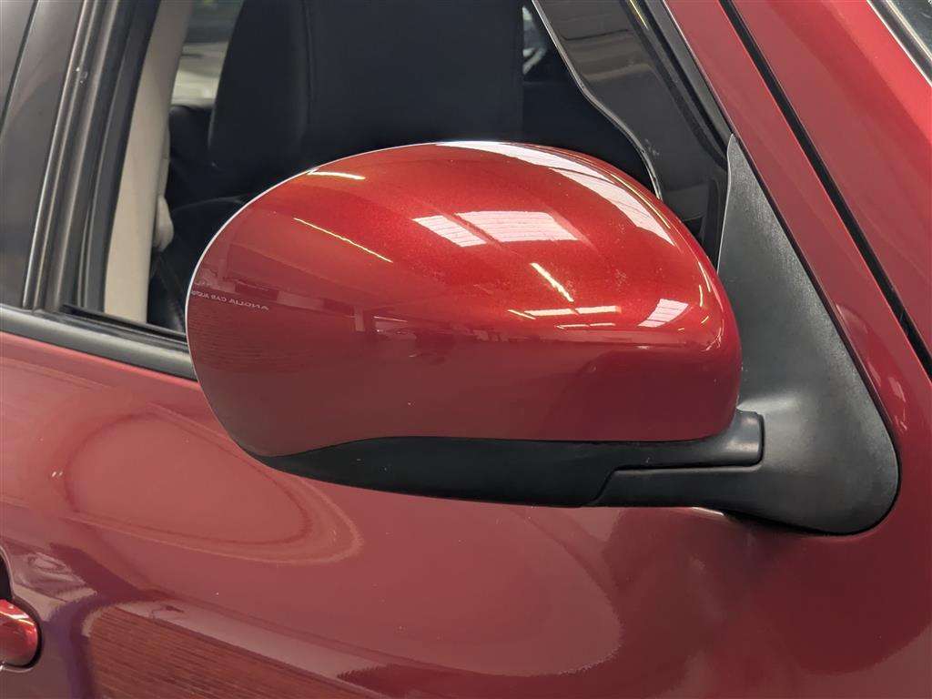 <p>2013 NISSAN JUKE TEKNA</p>