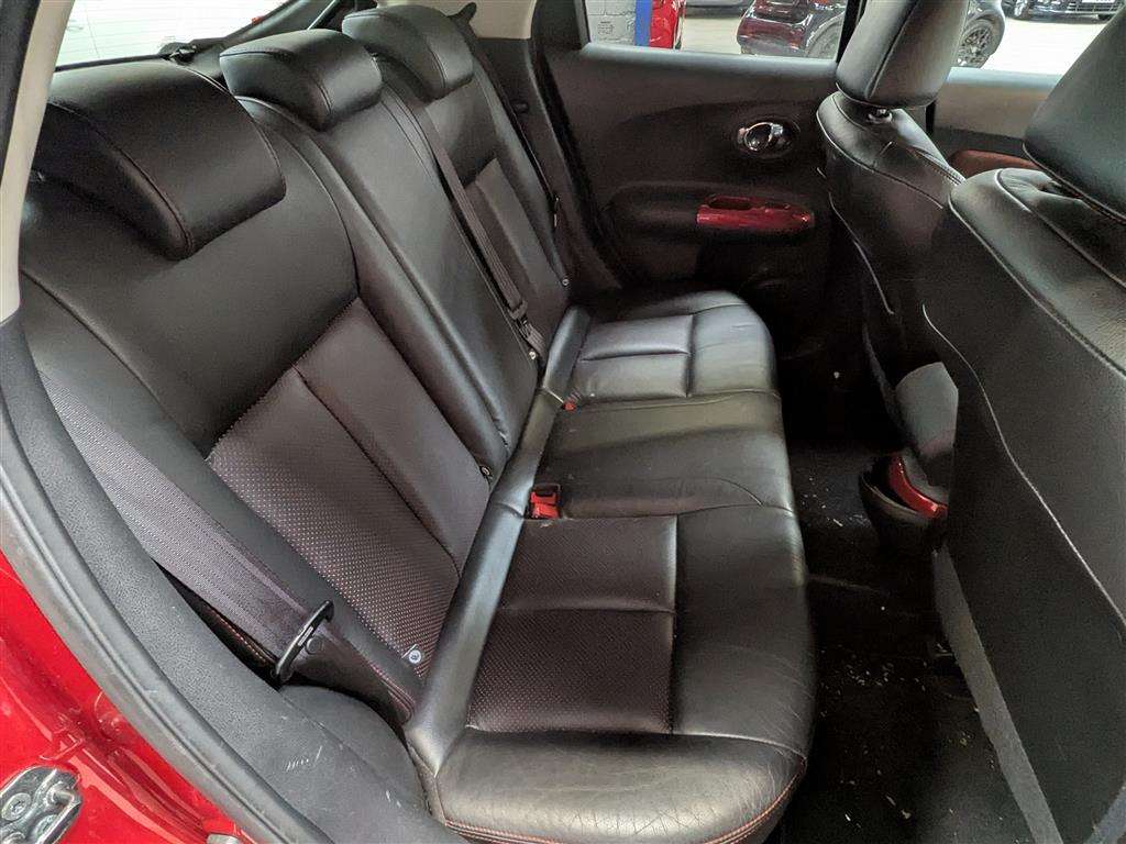 <p>2013 NISSAN JUKE TEKNA</p>