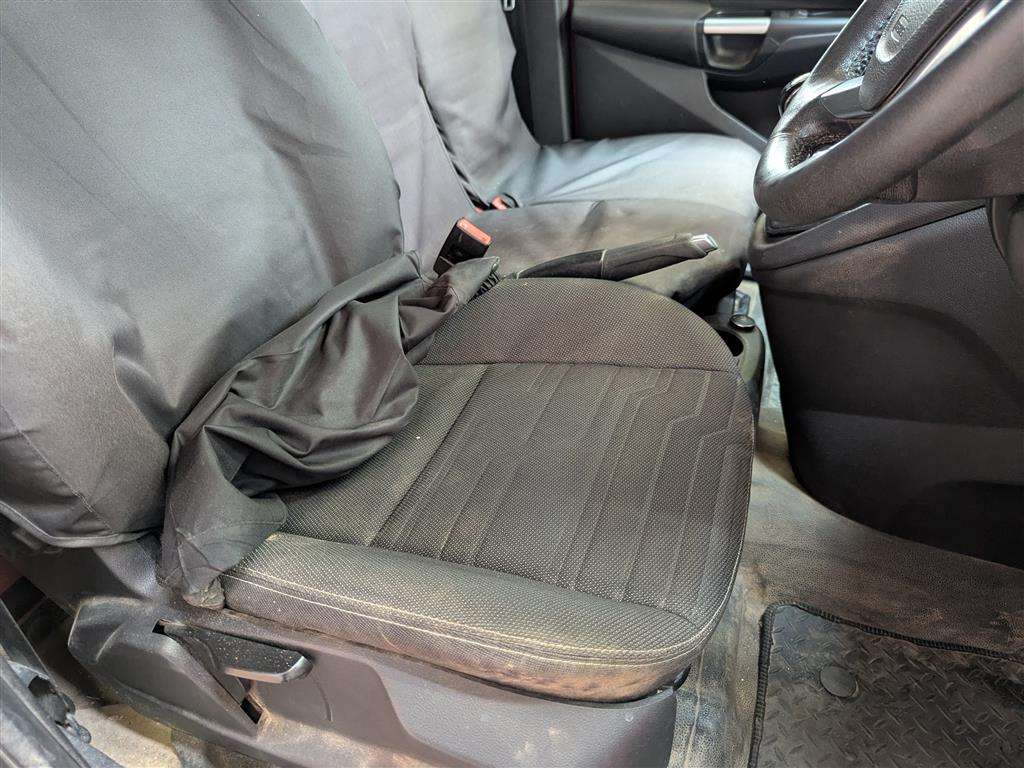 <p>2015 FORD TRANSIT CONNECT 240 LIMIT</p>