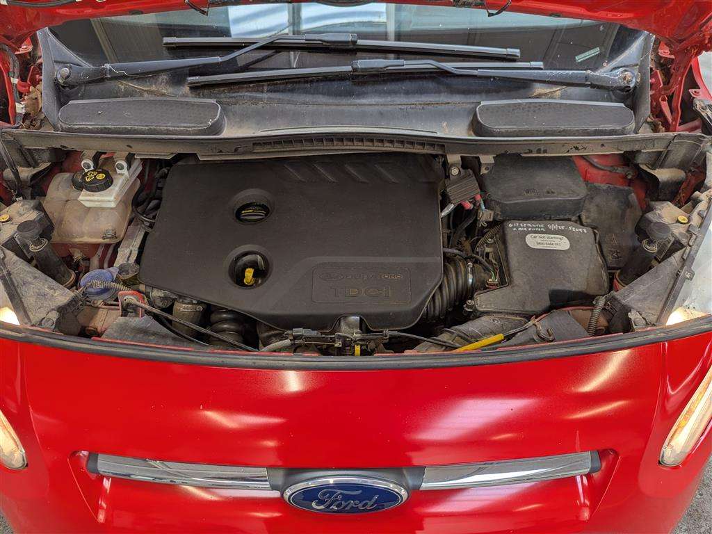 <p>2015 FORD TRANSIT CONNECT 240 LIMIT</p>