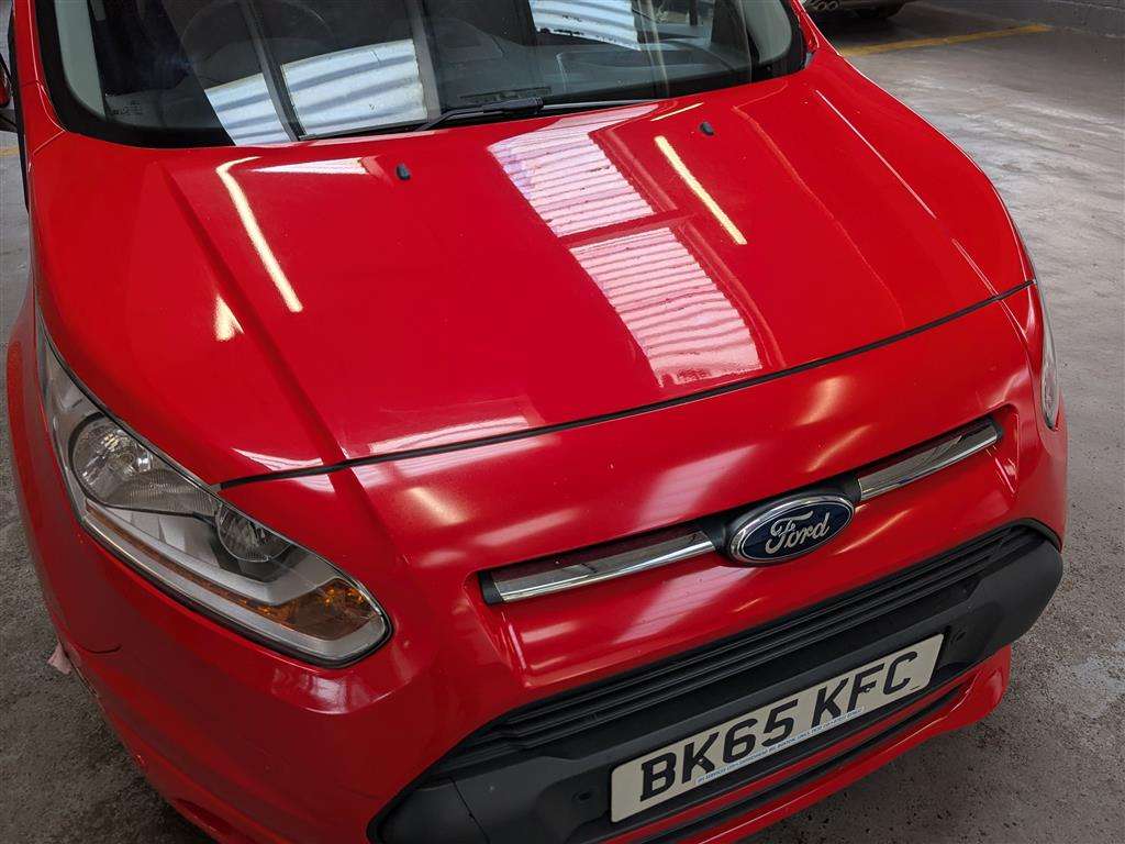 <p>2015 FORD TRANSIT CONNECT 240 LIMIT</p>