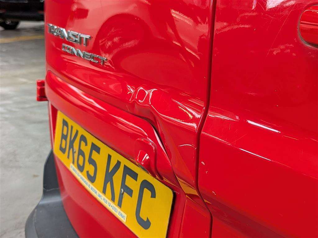 <p>2015 FORD TRANSIT CONNECT 240 LIMIT</p>