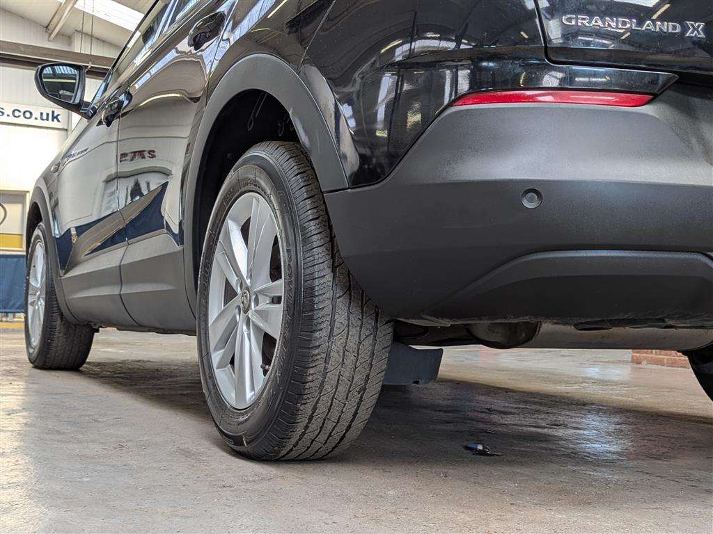 <p>2020 VAUXHALL GRANDLAND X SE TURBO</p>
