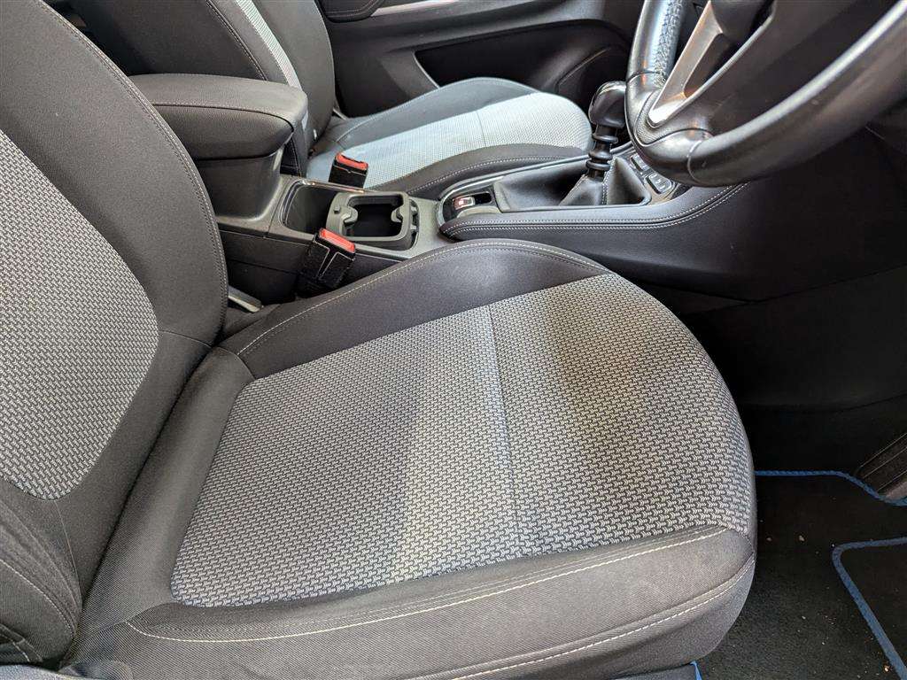 <p>2020 VAUXHALL GRANDLAND X SE TURBO</p>